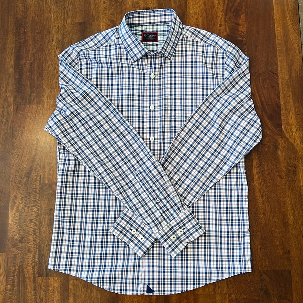 UNTUCKit “Macul” slim fit button-down, size M